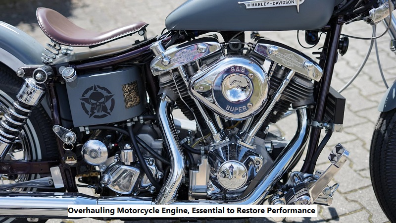 Overhauling Motorcycle Engine